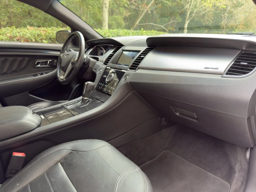 2018 Ford Taurus SHO 6th Gen - Image 23 of 26