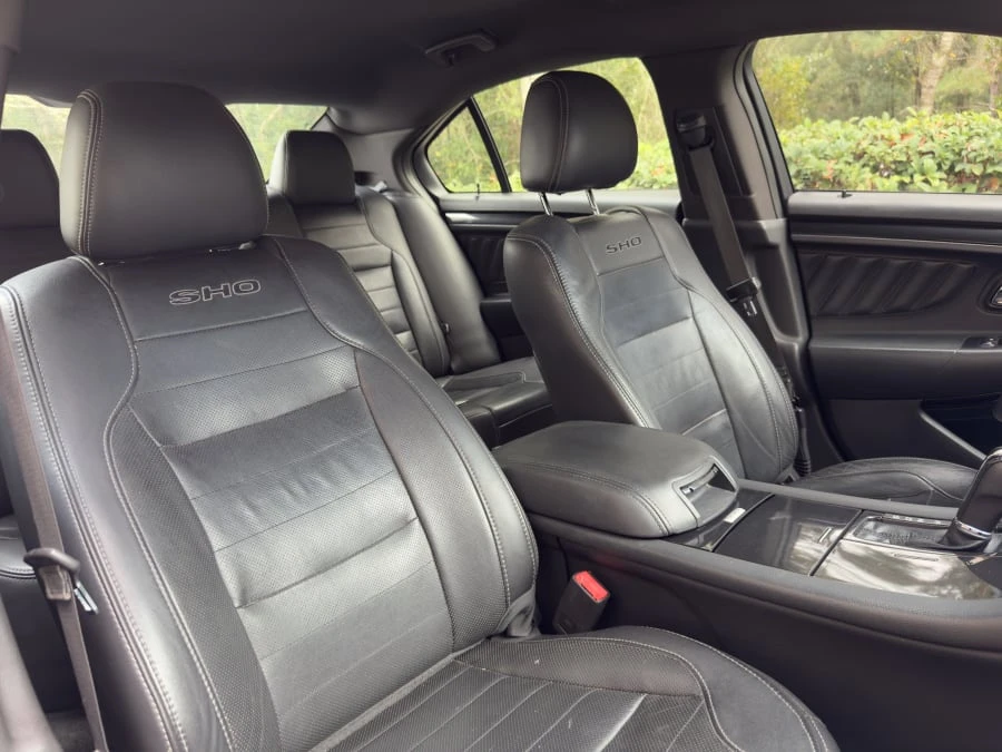 2018 Ford Taurus SHO 6th Gen - Image 21 of 26