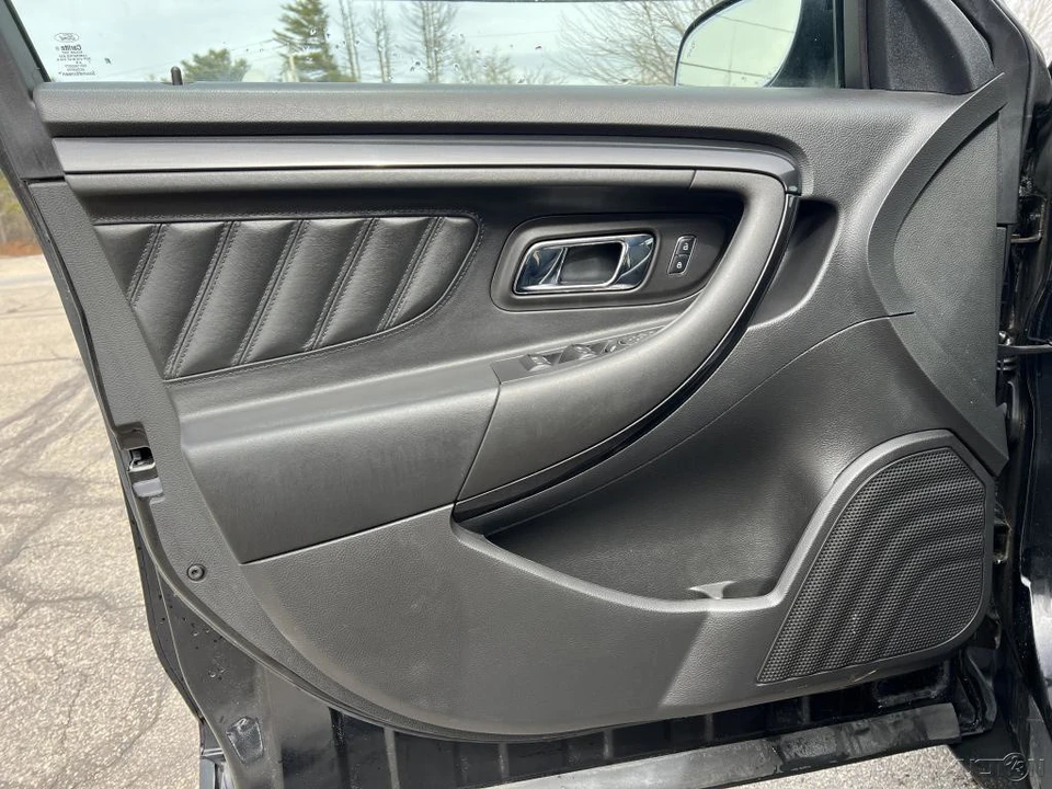 2018 Ford Taurus SHO 6th Gen - Image 11 of 12