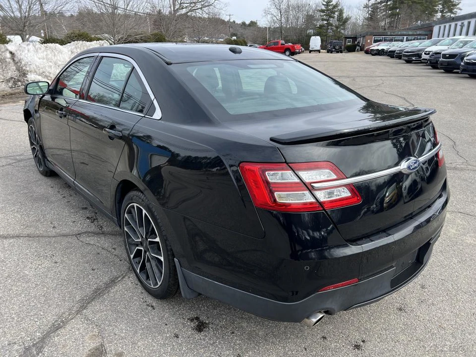 2018 Ford Taurus SHO 6th Gen - Image 7 of 12