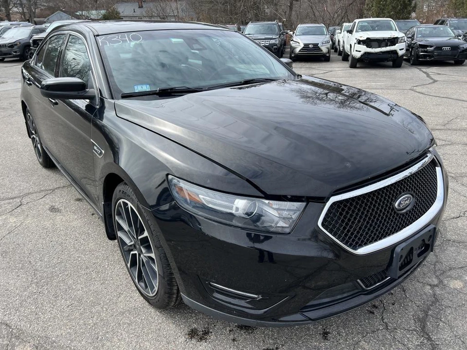 2018 Ford Taurus SHO 6th Gen - Image 9 of 12