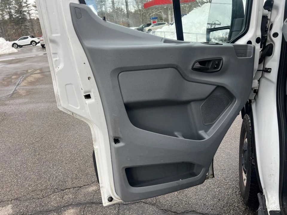 2018 Ford Transit - Image 11 of 12