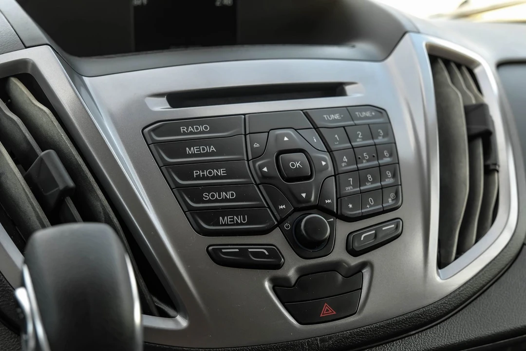 2018 Ford Transit - Image 16 of 31
