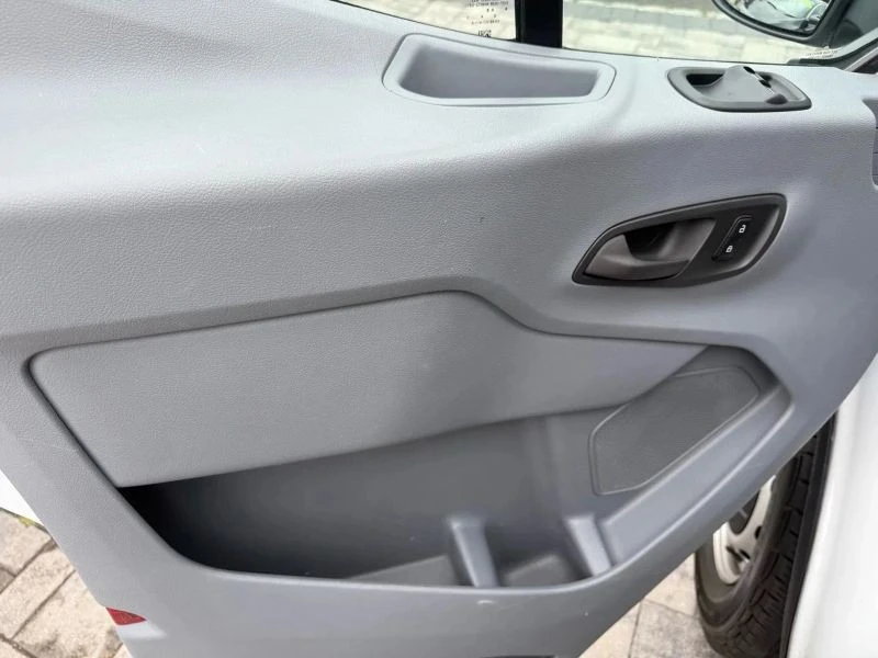 2018 Ford Transit - Image 9 of 12