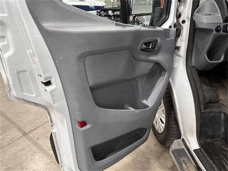 2018 Ford Transit - Image 9 of 15