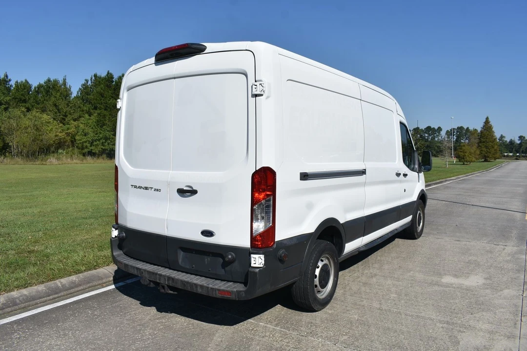 2018 Ford Transit - Image 8 of 12