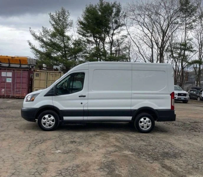 2018 Ford Transit - Image 2 of 10