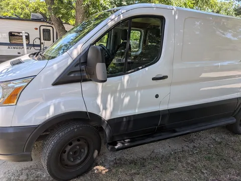 2018 Ford Transit-250 T-250