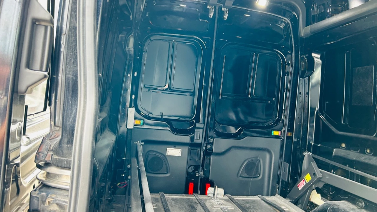 2018 Ford Transit - Image 18 of 19