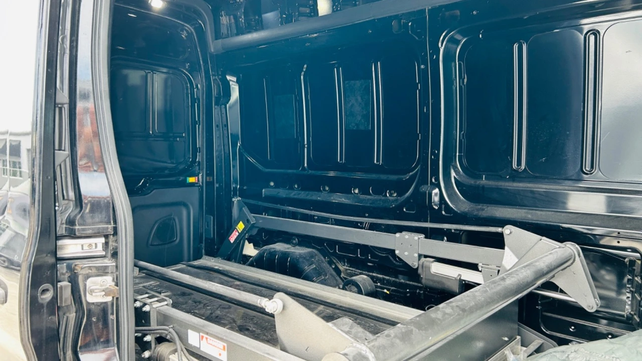 2018 Ford Transit - Image 9 of 19
