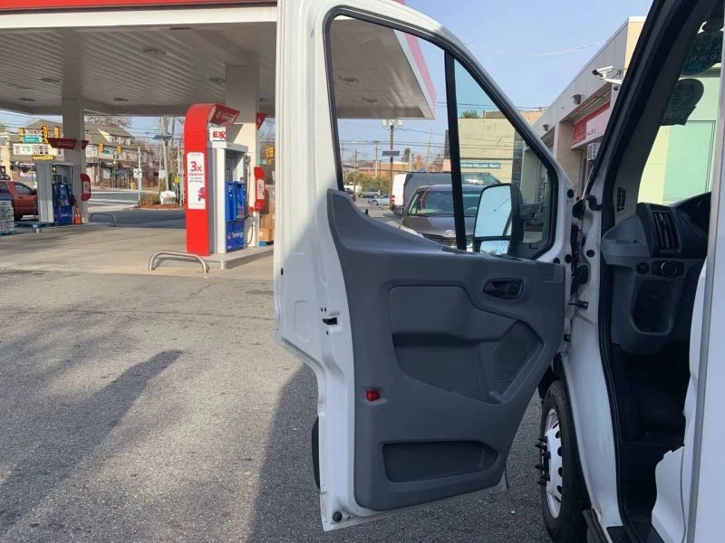 2018 Ford Transit - Image 9 of 12