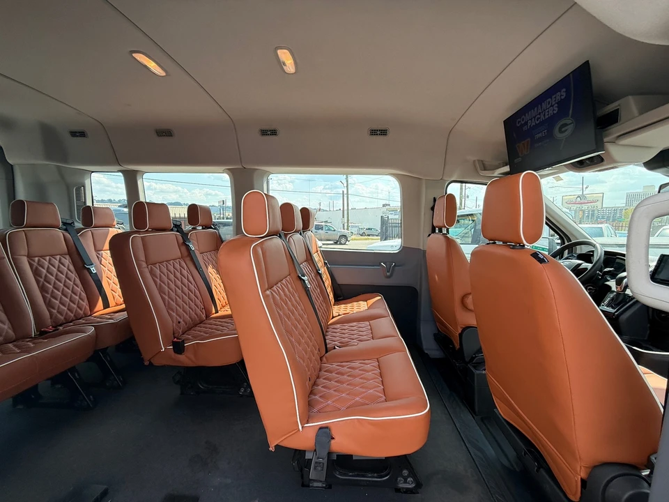 2018 Ford Transit - Image 2 of 21