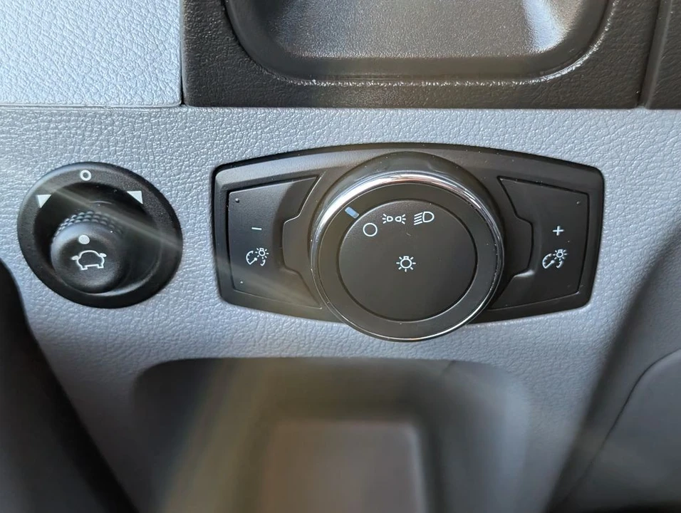 2018 Ford Transit - Image 15 of 21