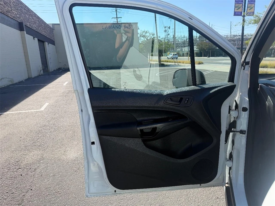 2018 Ford Transit Connect - Image 10 of 20