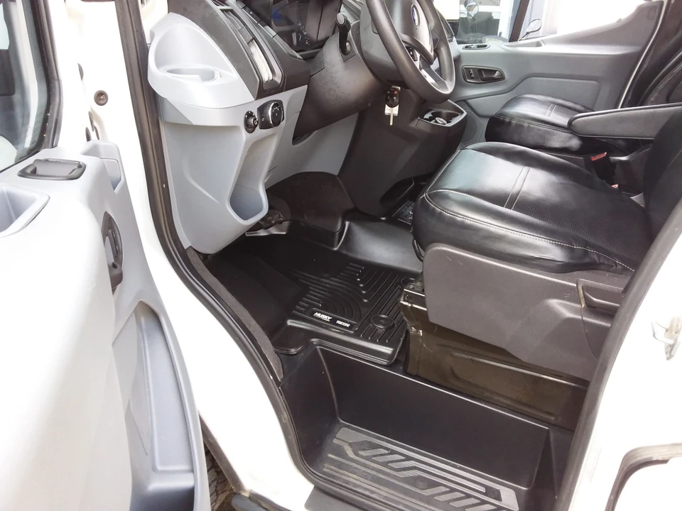 2018 Ford Transit Connect - Image 15 of 21