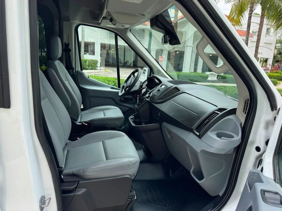 2018 Ford Transit - Image 11 of 12
