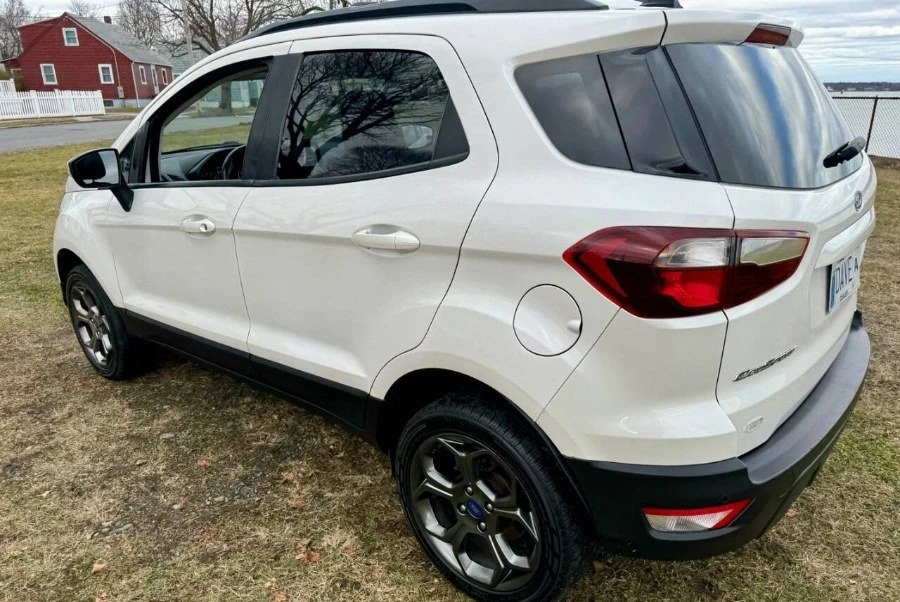 2018 Ford EcoSport - Image 9 of 20