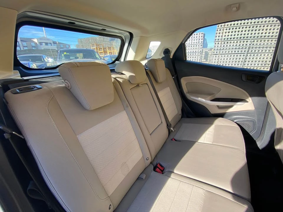 2018 Ford EcoSport - Image 15 of 17