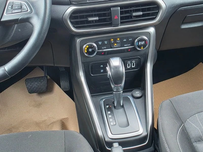 2018 Ford EcoSport - Image 17 of 19