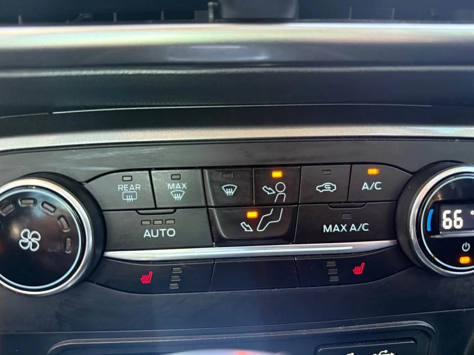 2018 Ford EcoSport - Image 12 of 18