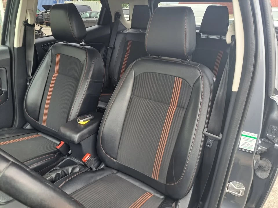 2018 Ford EcoSport - Image 15 of 20