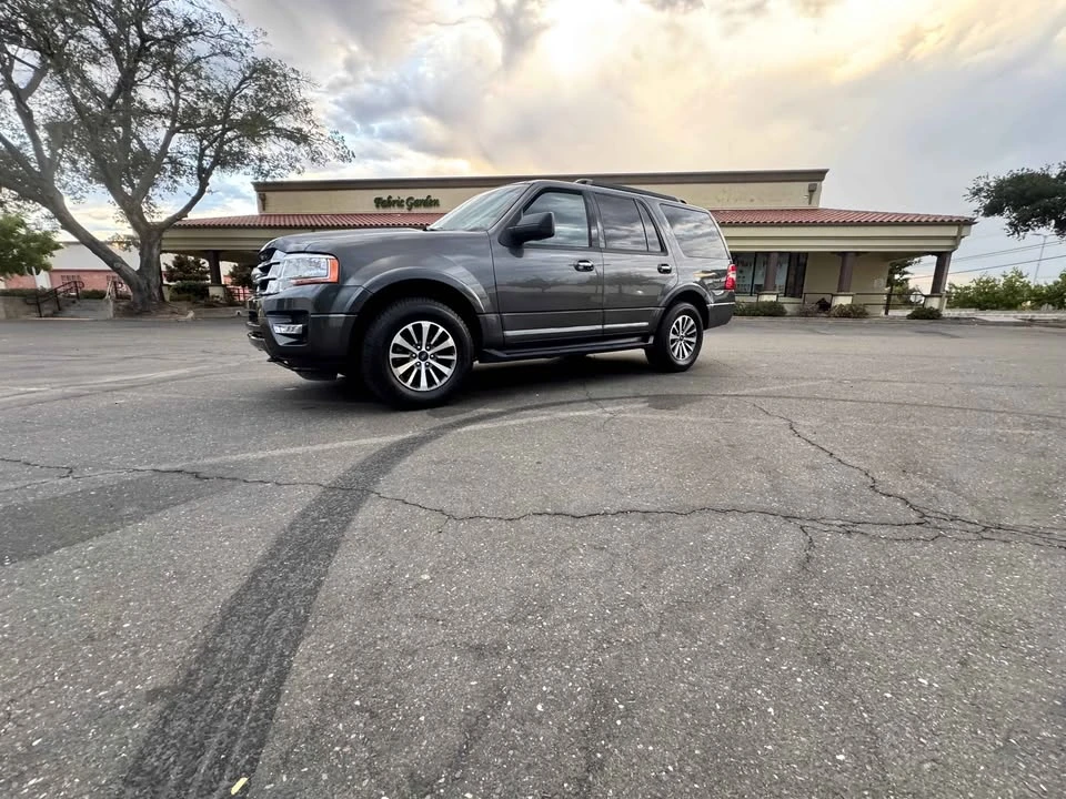 2018 Ford Expedition 4th Gen - Image 11 of 14