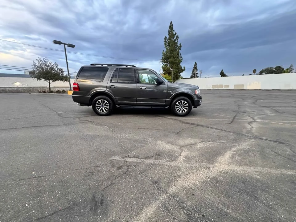 2018 Ford Expedition 4th Gen - Image 4 of 14