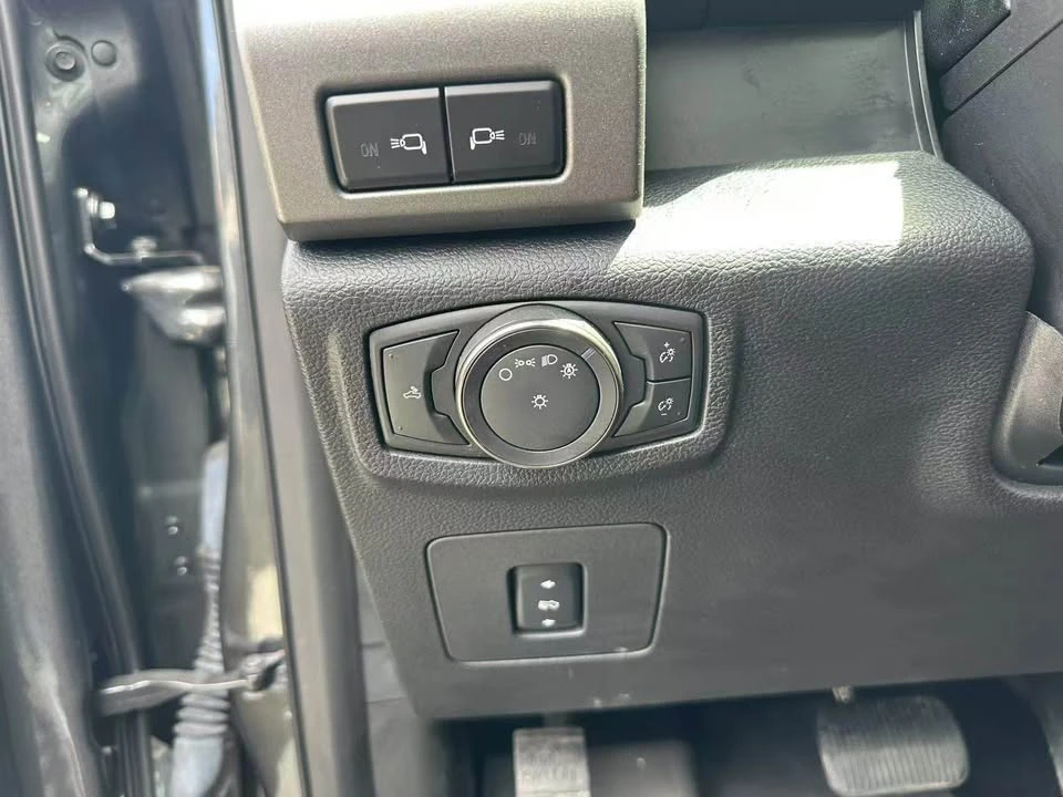 2018 Ford F-150 13th Gen - Image 17 of 20