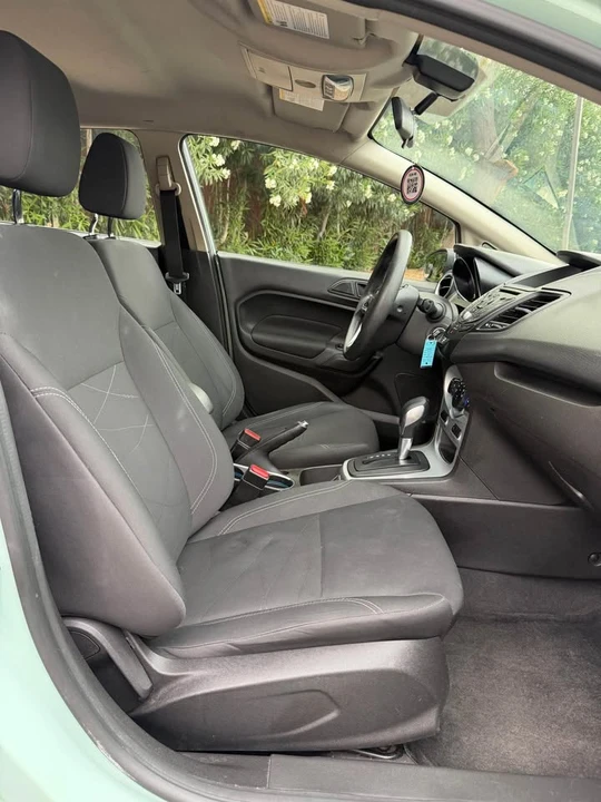 2018 Ford Fiesta - Image 15 of 16
