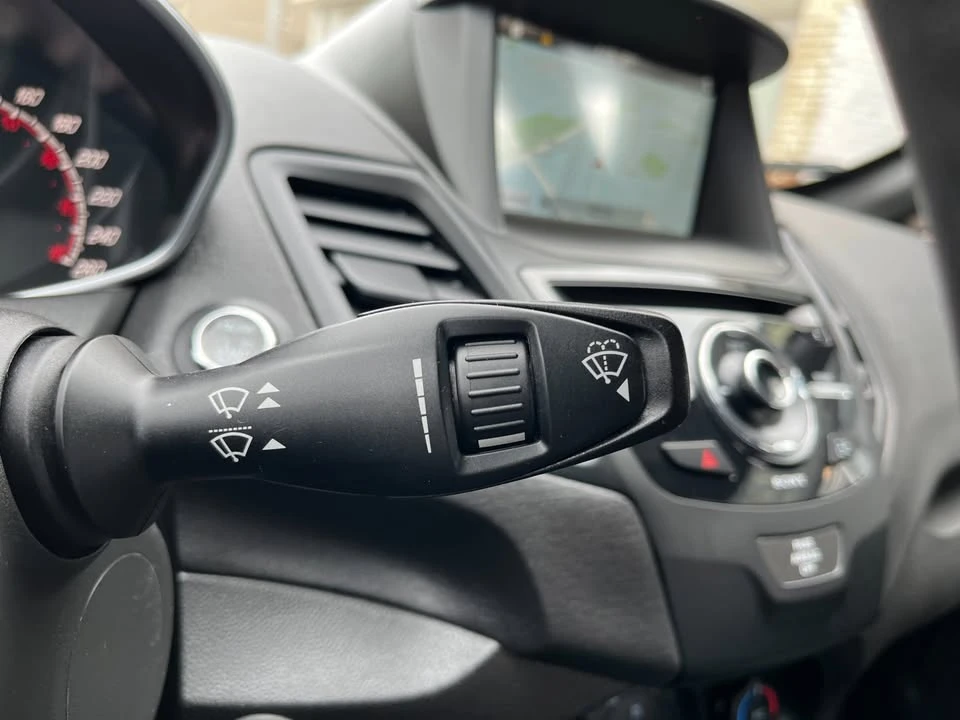 2018 Ford Fiesta - Image 7 of 19