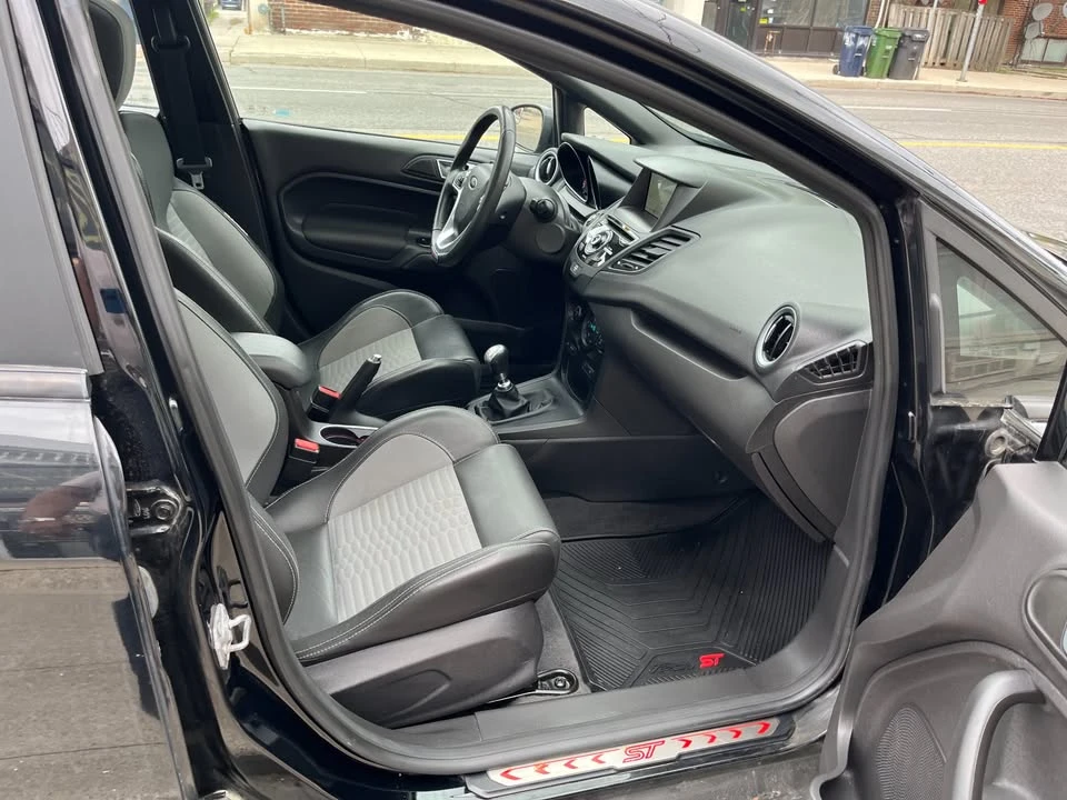 2018 Ford Fiesta - Image 17 of 19
