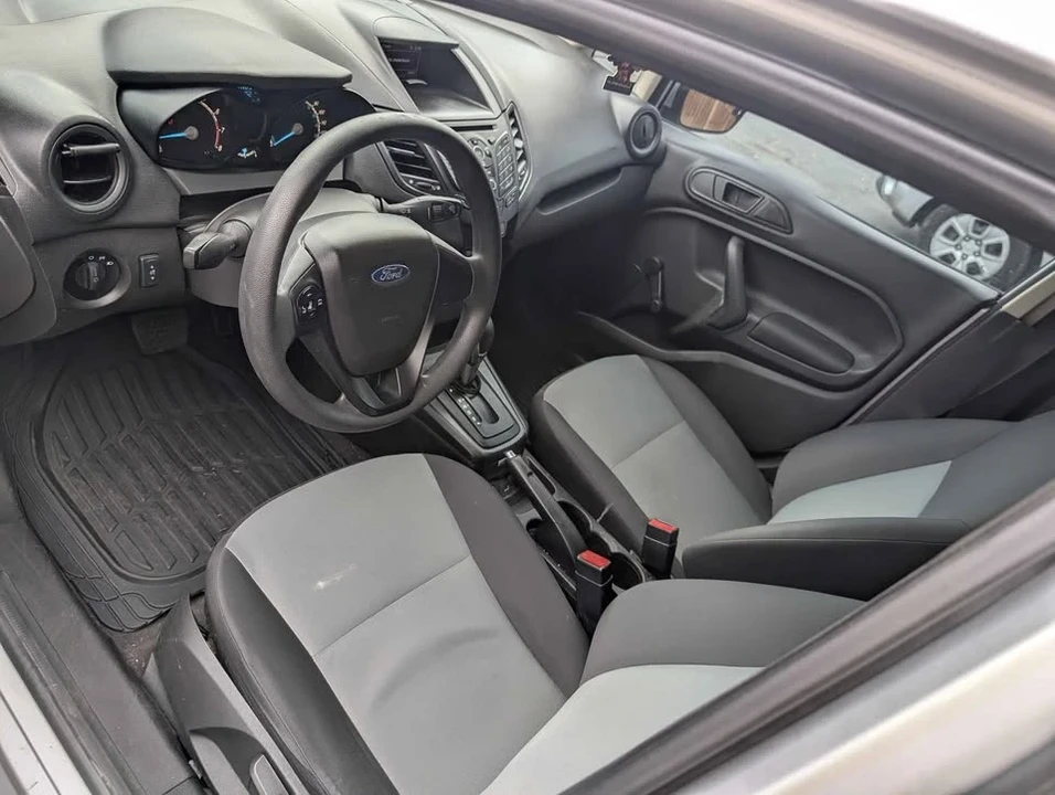 2018 Ford Five Hundred - Image 8 of 10