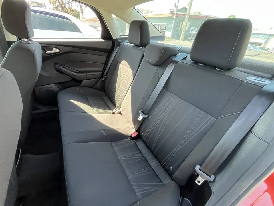 2018 Ford Focus 3rd Gen - Image 12 of 13