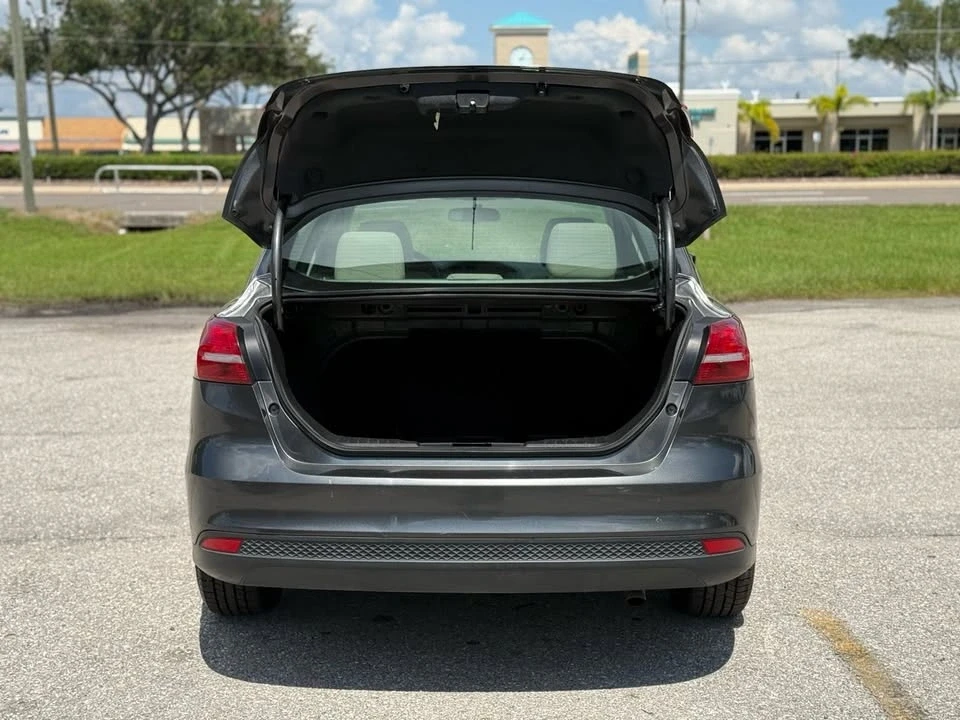 2018 Ford Focus 4th Gen - Image 6 of 12