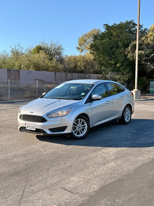 2018 Ford Focus 3rd Gen - Image 2 of 17