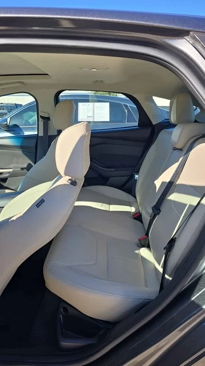 2018 Ford Focus - Image 6 of 8