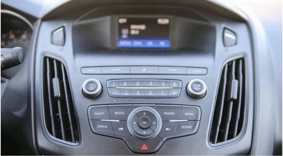 2018 Ford Focus 3rd Gen - Image 9 of 12