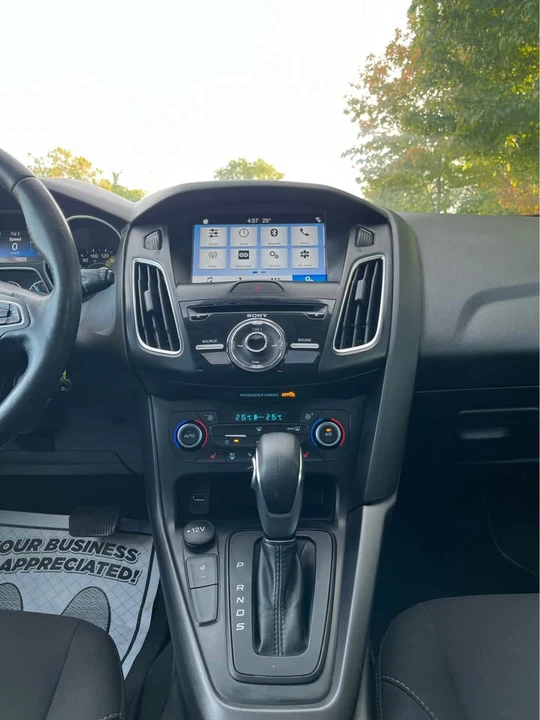 2018 Ford Focus 3rd Gen - Image 9 of 16