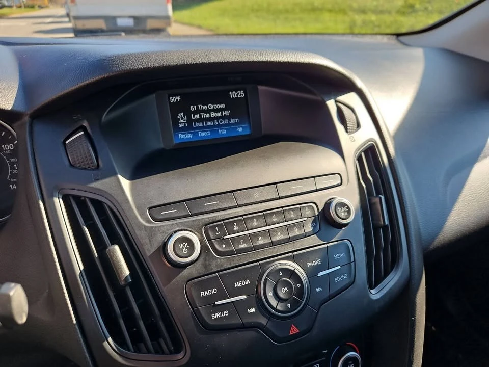 2018 Ford Focus 3rd Gen - Image 16 of 19