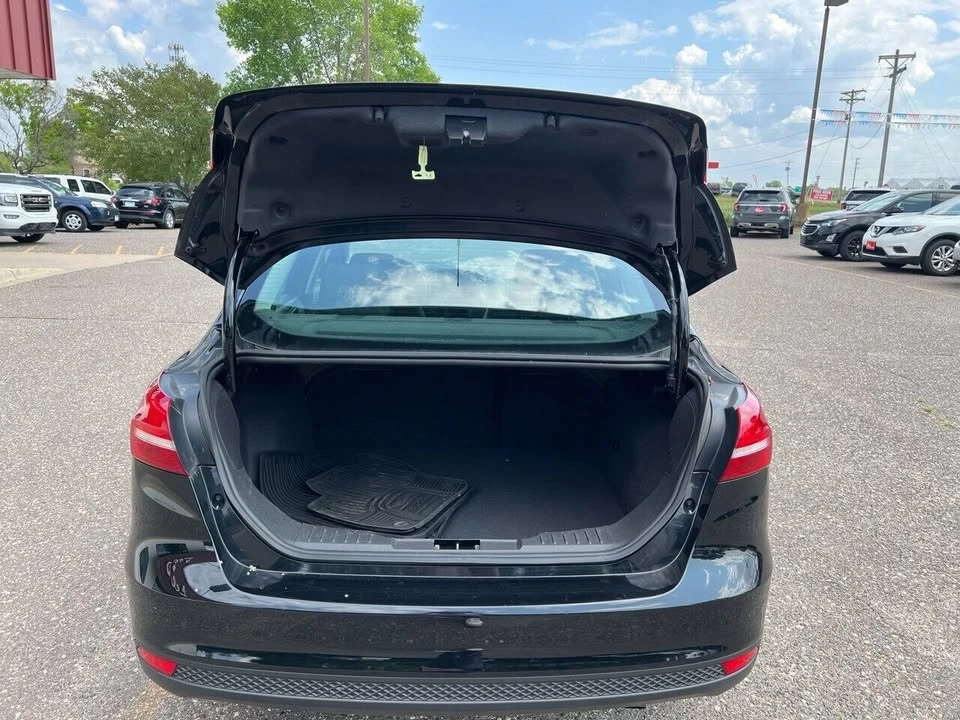 2018 Ford Focus 3rd Gen - Image 10 of 19