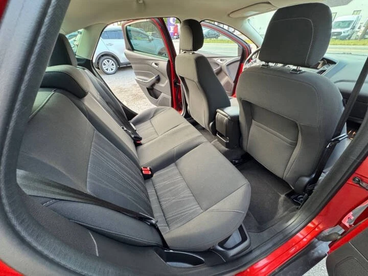 2018 Ford Focus 4th Gen - Image 9 of 13