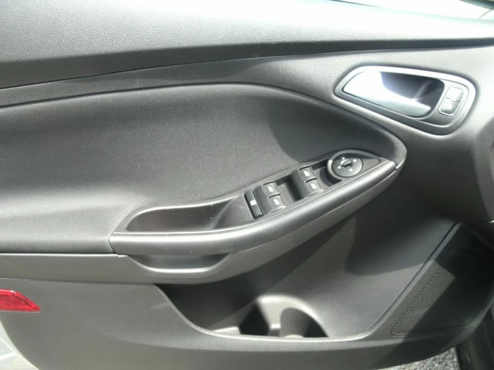 2018 Ford Focus 3rd Gen - Image 10 of 16