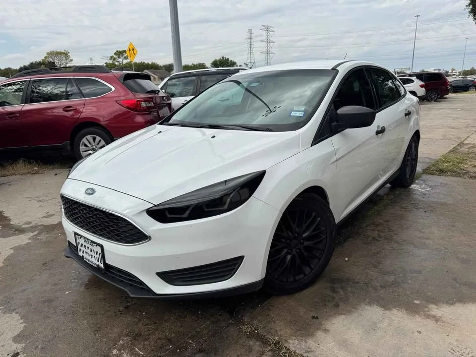 2018 Ford Focus 3rd Gen - Image 2 of 20