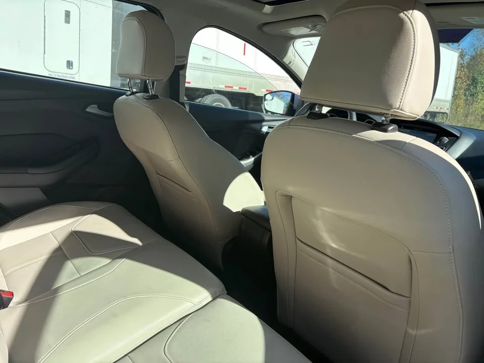 2018 Ford Focus 3rd Gen - Image 10 of 15