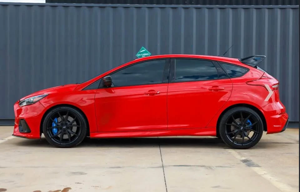 2018 Ford Focus RS 3rd Gen - Image 2 of 10