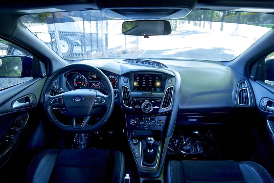 2018 Ford Focus RS 3rd Gen - Image 15 of 19
