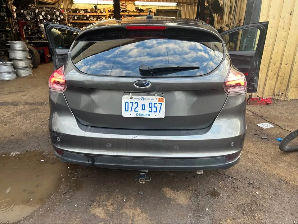 2018 Ford Focus RS 3rd Gen - Image 13 of 14
