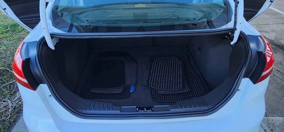 2018 Ford Focus 3rd Gen - Image 10 of 11