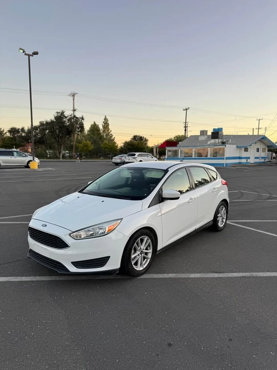 2018 Ford Focus 3rd Gen - Image 2 of 11