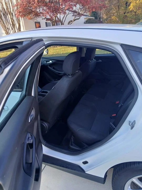2018 Ford Focus 3rd Gen - Image 9 of 12
